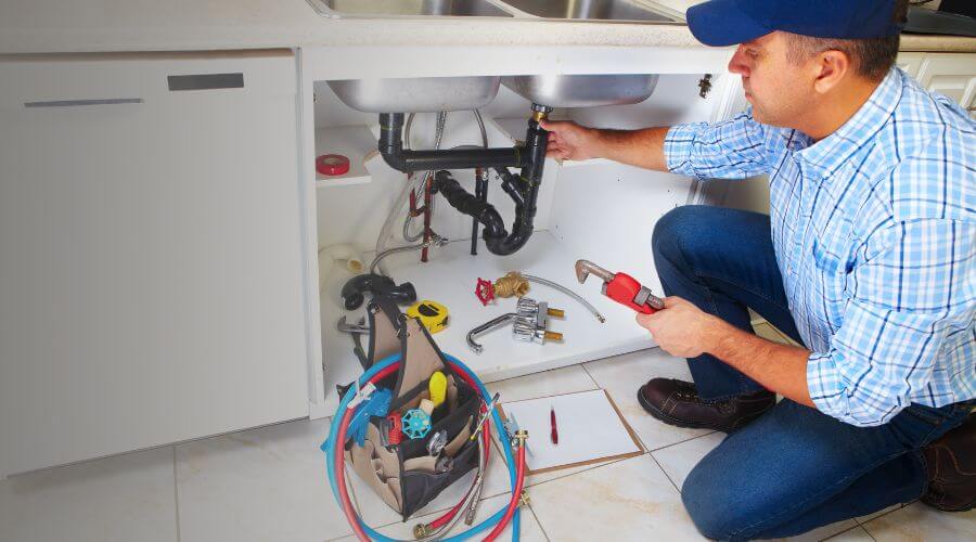 Expert burst pipe repair services in Morriston, FL